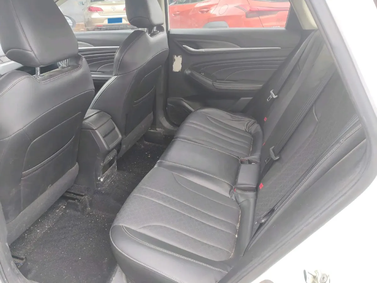 2020 ChangAn Eado 1.6L 128HP L4 5MT,autocango,china used car exporter,china ev exporter,chinese used car exporter,chinese used ev exporter