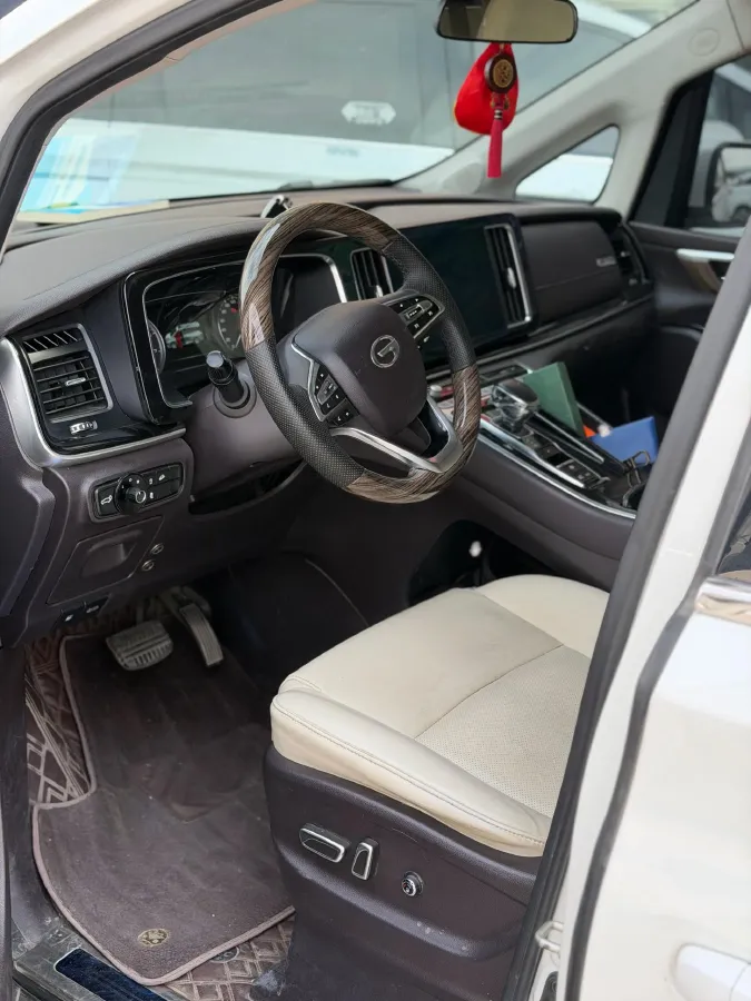 2021 GAC Trumpchi M8 2.0T 252HP L4 8AT,autocango,china used car exporter,china ev exporter,chinese used car exporter,chinese used ev exporter