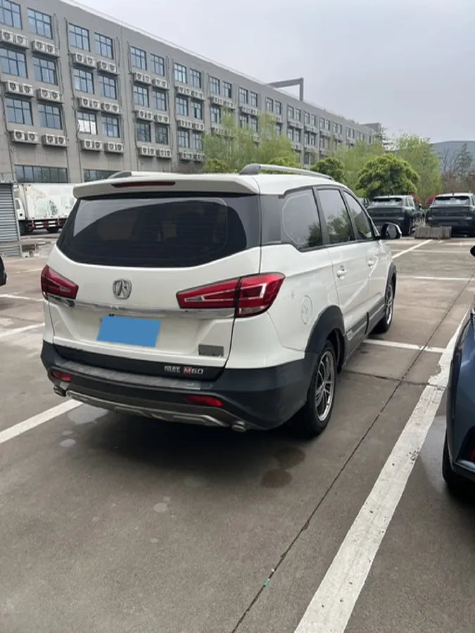 2017 BAIC WeiWang M50F 1.5L 116HP L4 5MT,autocango,china used car exporter,china ev exporter,chinese used car exporter,chinese used ev exporter