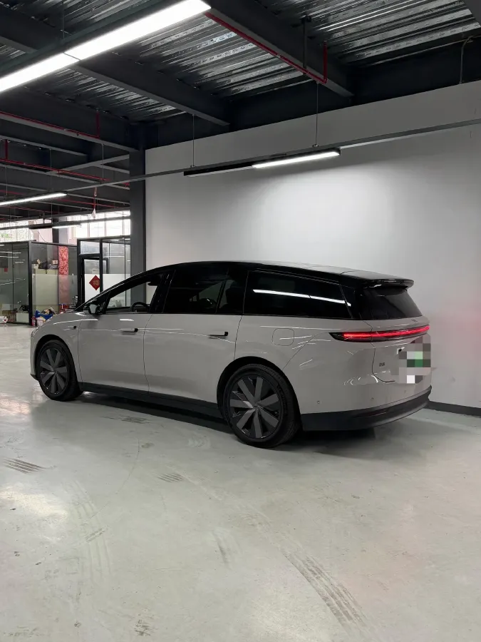 2025 Li i8 BEV,autocango,china used car exporter,china ev exporter,chinese used car exporter,chinese used ev exporter