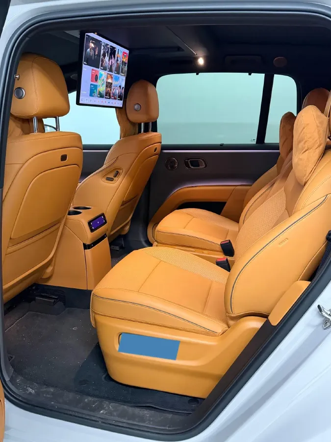 2025 Li i8 BEV,autocango,china used car exporter,china ev exporter,chinese used car exporter,chinese used ev exporter