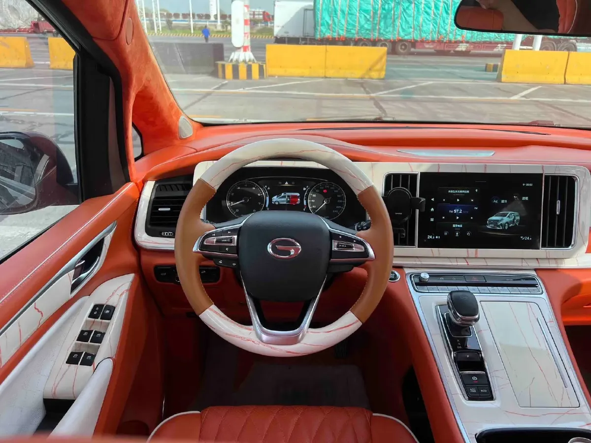 2021 GAC Trumpchi M8 2.0T 252HP L4 8AT,autocango,china used car exporter,china ev exporter,chinese used car exporter,chinese used ev exporter