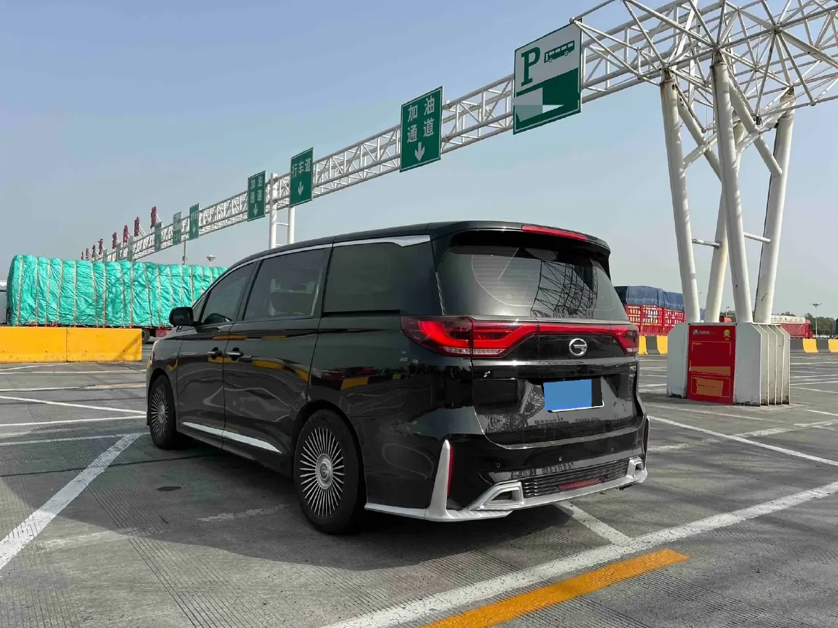 2021 GAC Trumpchi M8 2.0T 252HP L4 8AT,autocango,china used car exporter,china ev exporter,chinese used car exporter,chinese used ev exporter