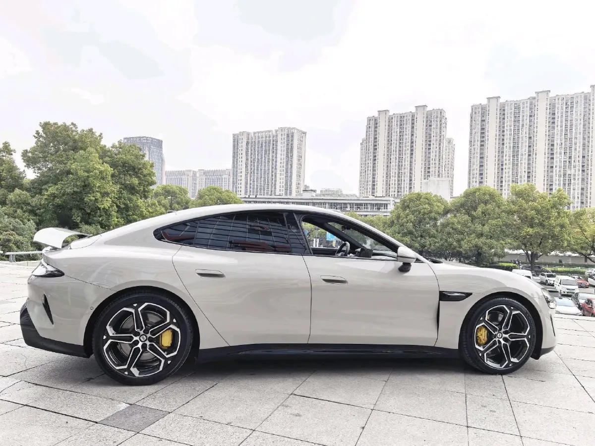 2024 MI SU7 BEV 101KWH,autocango,china used car exporter,china ev exporter,chinese used car exporter,chinese used ev exporter