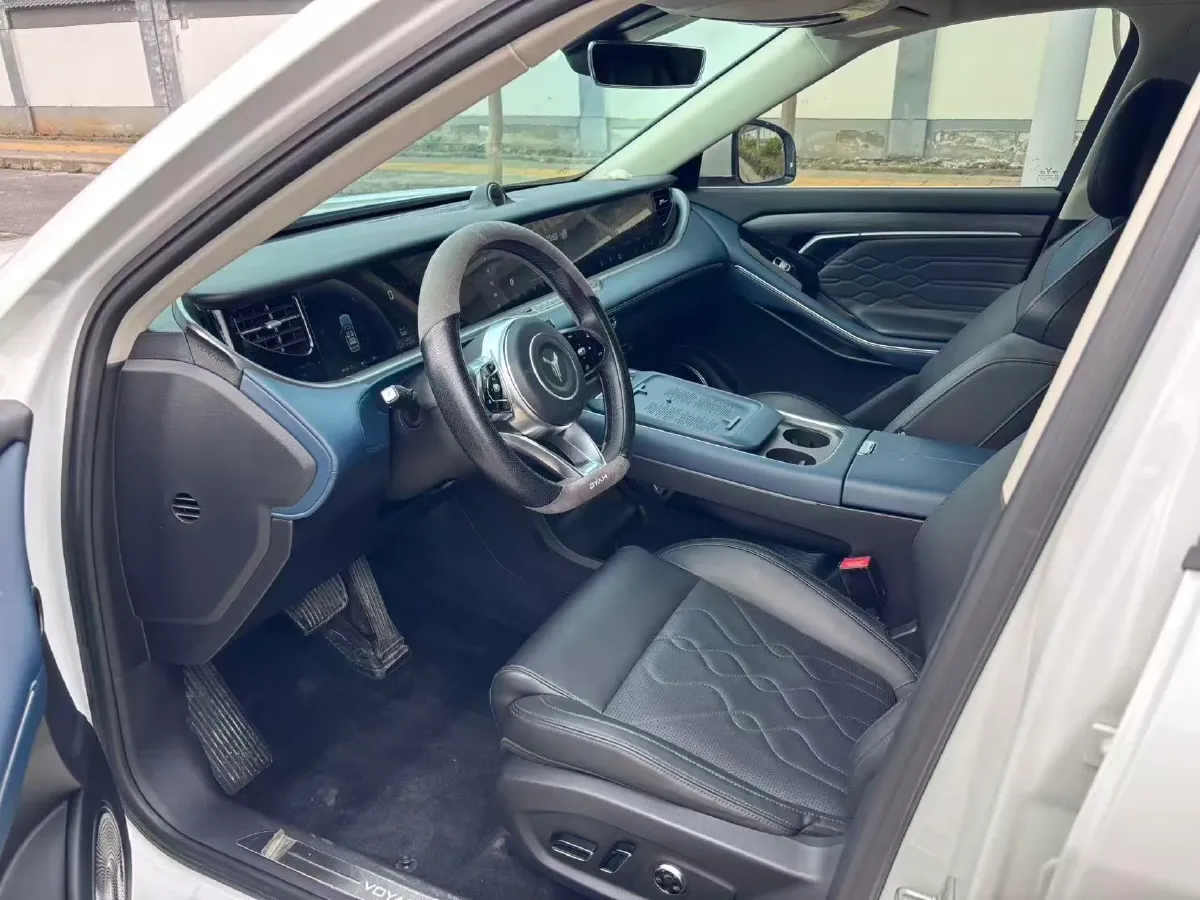 2024 Voyah FREE 1.5T 150HP L4 REEV 39.2KWH,autocango,china used car exporter,china ev exporter,chinese used car exporter,chinese used ev exporter