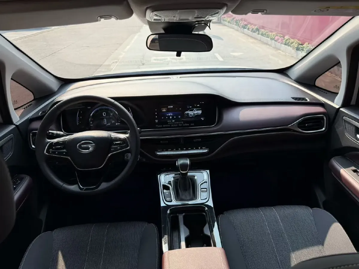 2021 GAC Trumpchi M6 1.5T 169HP L4 7DCT,autocango,china used car exporter,china ev exporter,chinese used car exporter,chinese used ev exporter