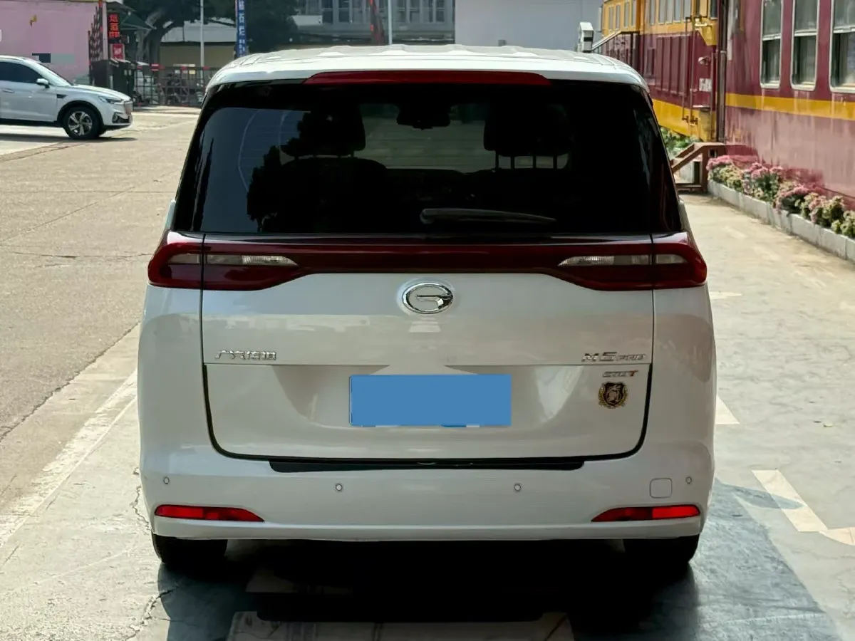 2021 GAC Trumpchi M6 1.5T 169HP L4 7DCT,autocango,china used car exporter,china ev exporter,chinese used car exporter,chinese used ev exporter