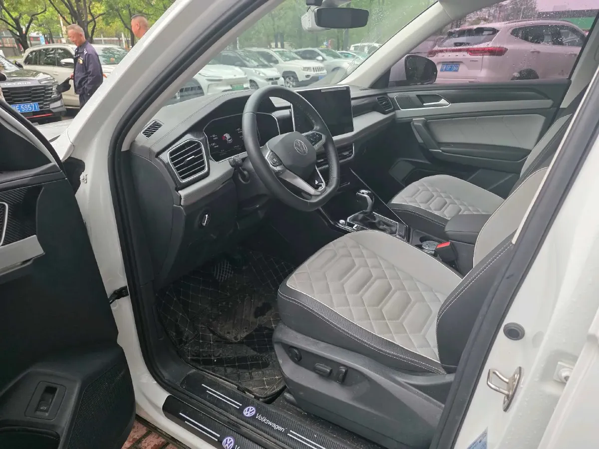 2024 Volkswagen Tayron 1.5T 160HP L4 7DCT,autocango,china used car exporter,china ev exporter,chinese used car exporter,chinese used ev exporter