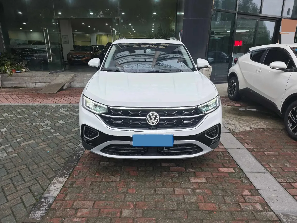 2024 Volkswagen Tayron 1.5T 160HP L4 7DCT,autocango,china used car exporter,china ev exporter,chinese used car exporter,chinese used ev exporter