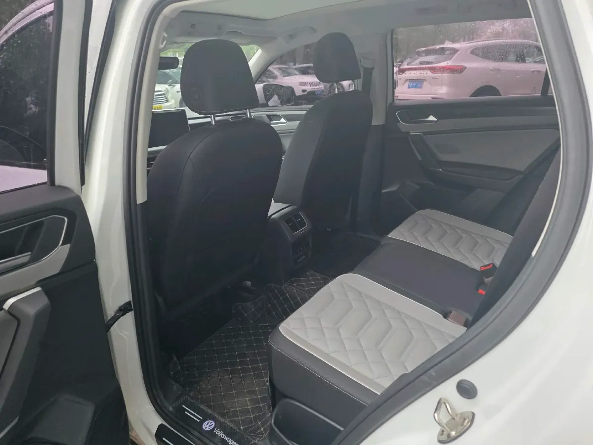 2024 Volkswagen Tayron 1.5T 160HP L4 7DCT,autocango,china used car exporter,china ev exporter,chinese used car exporter,chinese used ev exporter