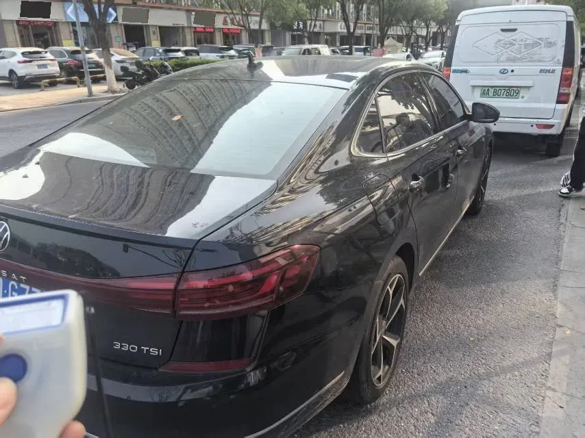 2024 Volkswagen Passat 2.0T 186HP L4 7DCT,autocango,china used car exporter,china ev exporter,chinese used car exporter,chinese used ev exporter