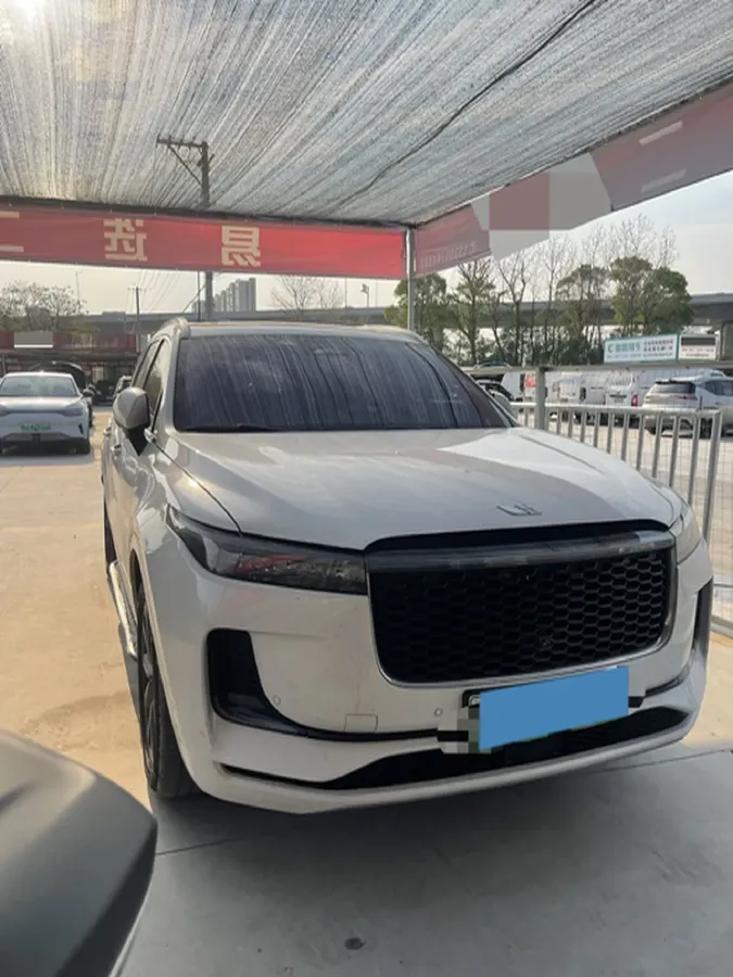 2021 Li ONE Range Extended 131HP REEV 40.5KWH,autocango,china used car exporter,china ev exporter,chinese used car exporter,chinese used ev exporter
