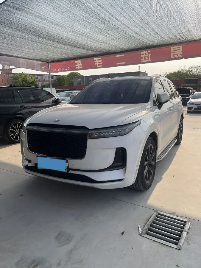 2021 Li ONE Range Extended 131HP REEV 40.5KWH,autocango,china used car exporter,china ev exporter,chinese used car exporter,chinese used ev exporter