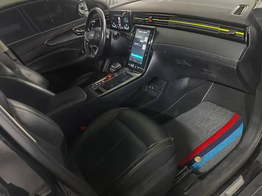 2021 Roewe RX5 1.5T 169HP L4 AMT PHEV 11.1KWH,autocango,china used car exporter,china ev exporter,chinese used car exporter,chinese used ev exporter