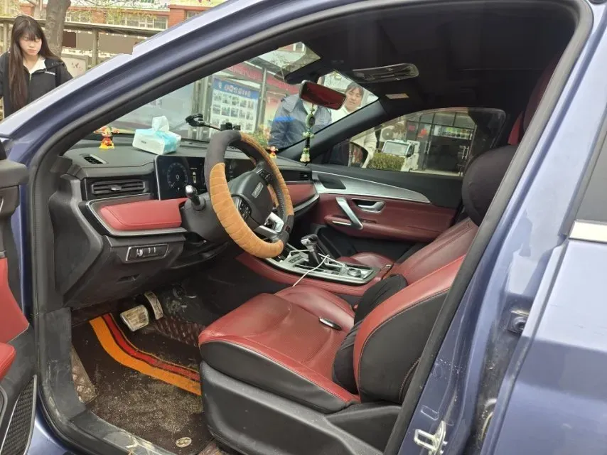 2021 Haval H6 Coupe 1.5T 169HP L4 7DCT,autocango,china used car exporter,china ev exporter,chinese used car exporter,chinese used ev exporter