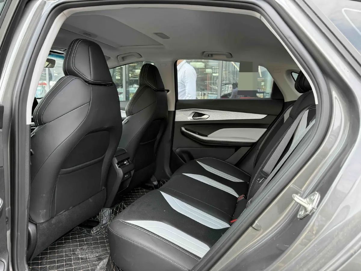 2024 Geely Binray 1.5T 181HP L4 7DCT,autocango,china used car exporter,china ev exporter,chinese used car exporter,chinese used ev exporter