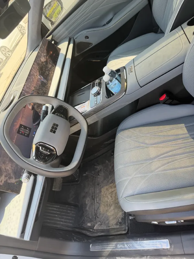 2025 MAXUS InterstellarX 2.5T 224HP L4 8AT,autocango,china used car exporter,china ev exporter,chinese used car exporter,chinese used ev exporter