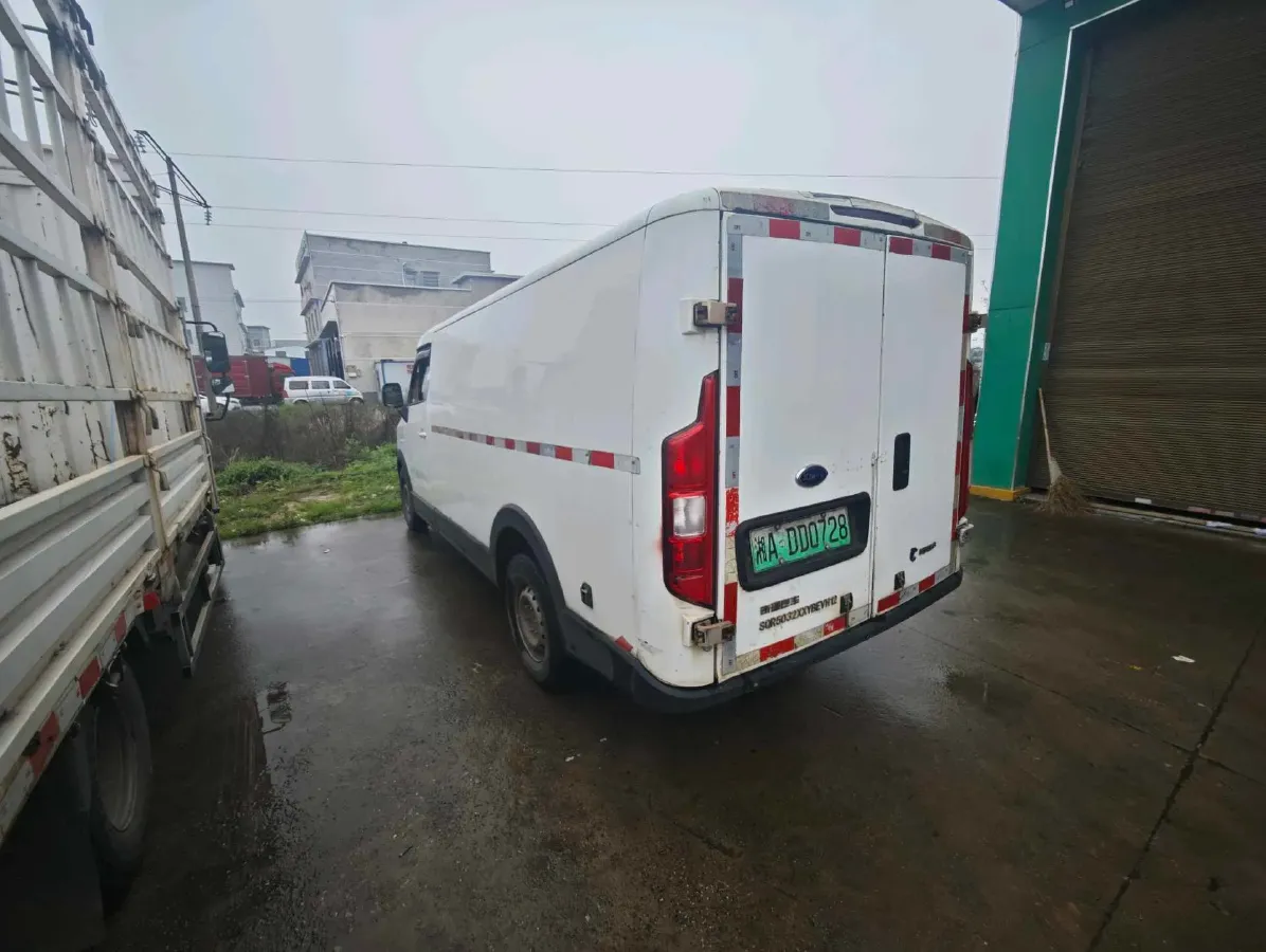 2020 Dongfeng RuiQi 6 2.3T 163HP L4 8AT,autocango,china used car exporter,china ev exporter,chinese used car exporter,chinese used ev exporter