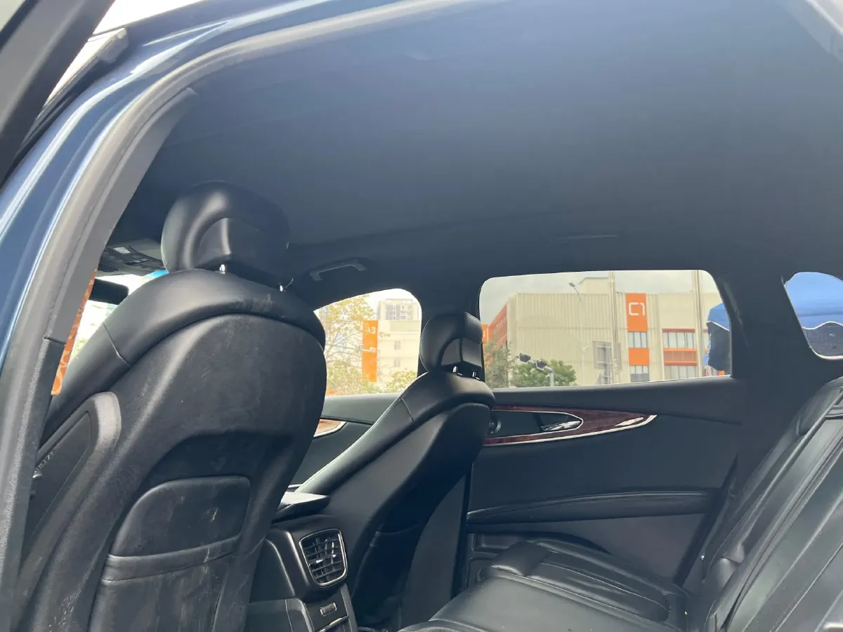 2020 Nautilus 2.7T 322HP V6 8AT,autocango,china used car exporter,china ev exporter,chinese used car exporter,chinese used ev exporter