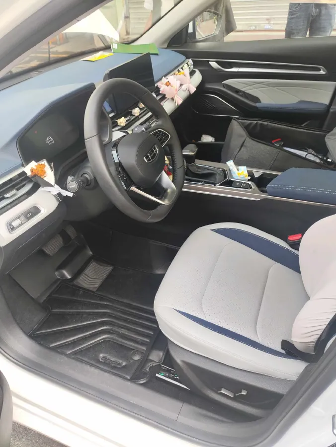 2022 Geely Emgrand 1.5L 114HP L4 CVT,autocango,china used car exporter,china ev exporter,chinese used car exporter,chinese used ev exporter