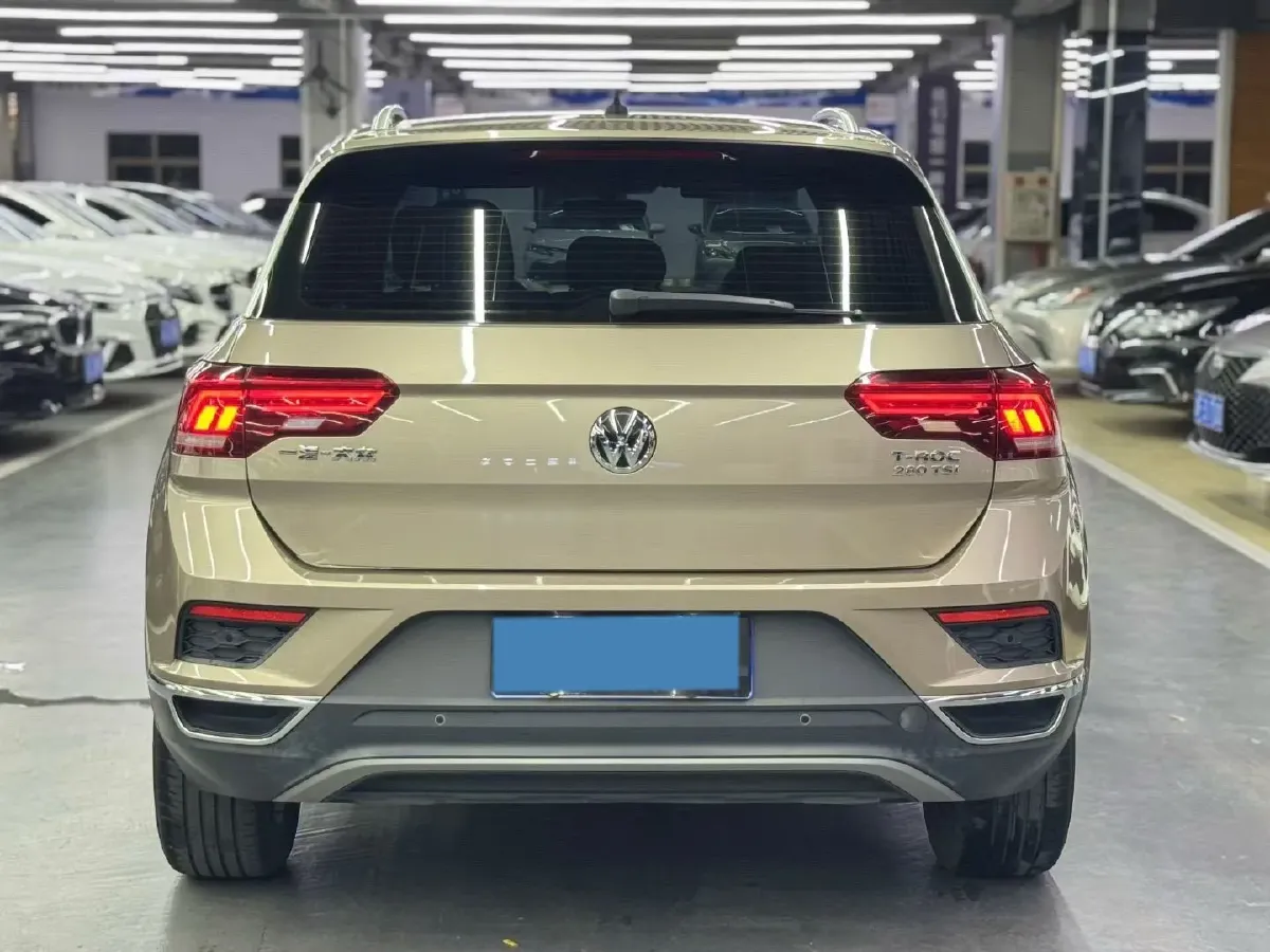 2019 Volkswagen T-Roc 1.4T 150HP L4 7DCT,autocango,china used car exporter,china ev exporter,chinese used car exporter,chinese used ev exporter