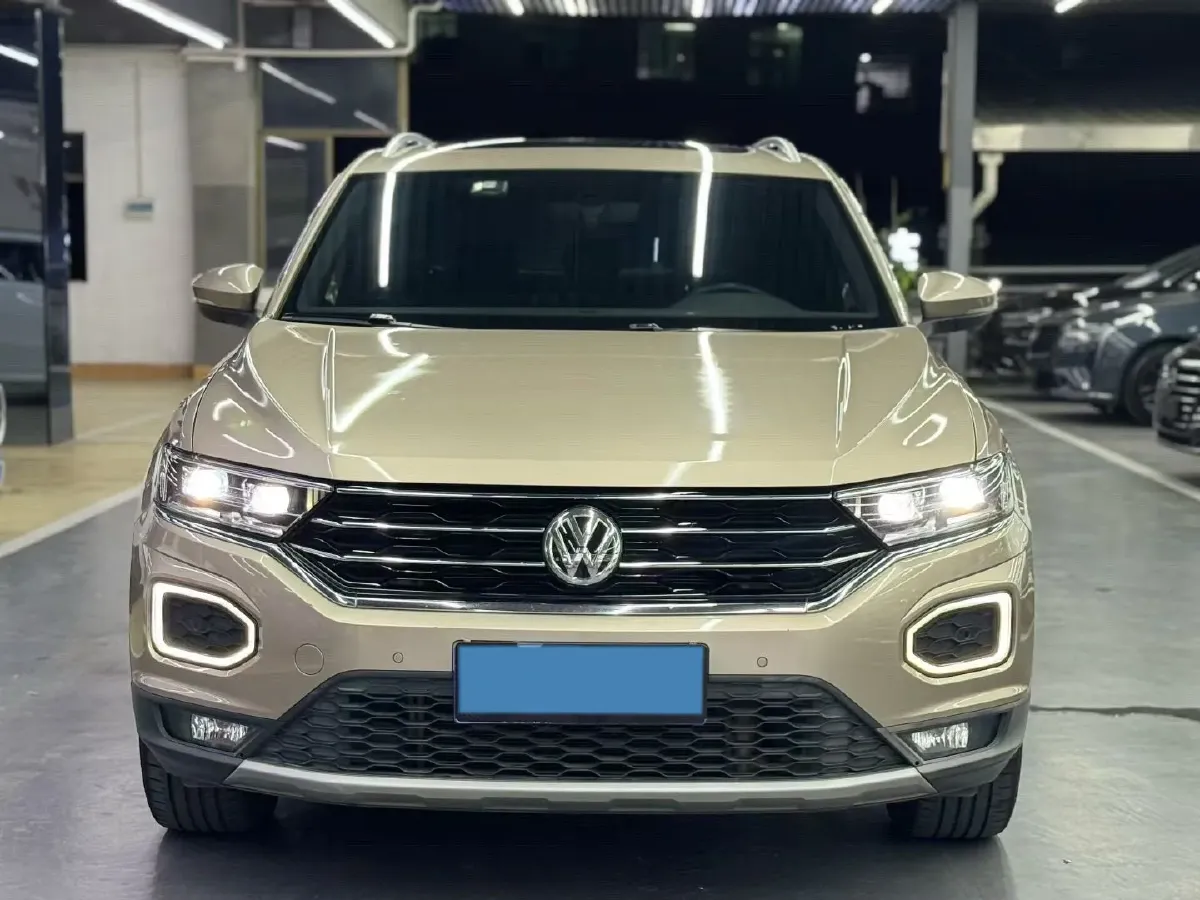 2019 Volkswagen T-Roc 1.4T 150HP L4 7DCT,autocango,china used car exporter,china ev exporter,chinese used car exporter,chinese used ev exporter