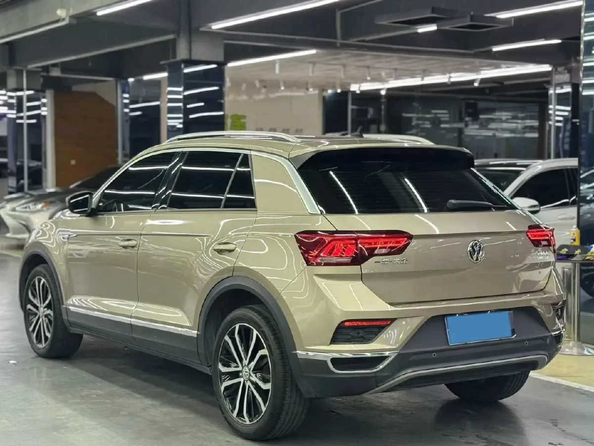 2019 Volkswagen T-Roc 1.4T 150HP L4 7DCT,autocango,china used car exporter,china ev exporter,chinese used car exporter,chinese used ev exporter
