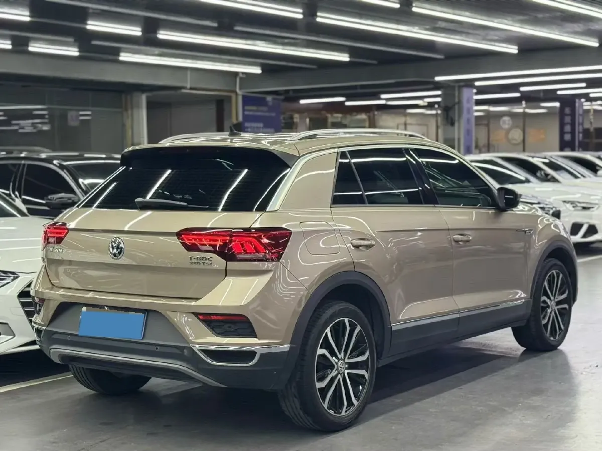 2019 Volkswagen T-Roc 1.4T 150HP L4 7DCT,autocango,china used car exporter,china ev exporter,chinese used car exporter,chinese used ev exporter