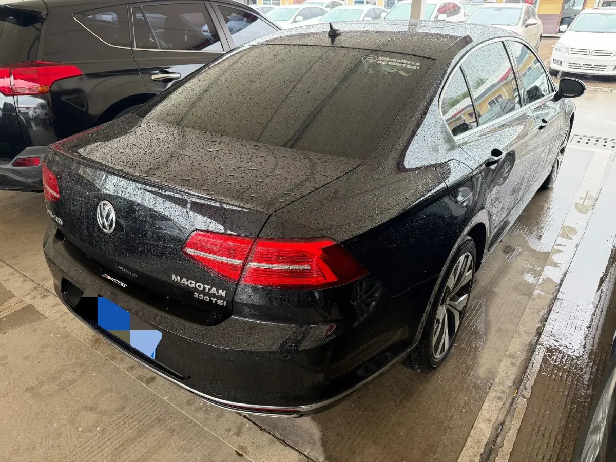 2018 Volkswagen Magotan 1.8T 180HP L4 7DCT,autocango,china used car exporter,china ev exporter,chinese used car exporter,chinese used ev exporter