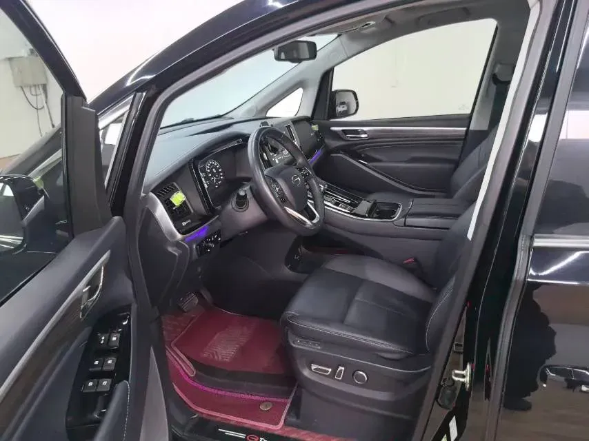 2021 GAC Trumpchi M8 2.0T 252HP L4 8AT,autocango,china used car exporter,china ev exporter,chinese used car exporter,chinese used ev exporter