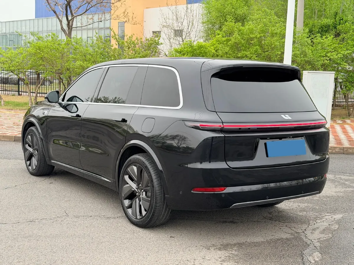 2023 Li L9 Range Extended 154HP REEV 42.6KWH,autocango,china used car exporter,china ev exporter,chinese used car exporter,chinese used ev exporter