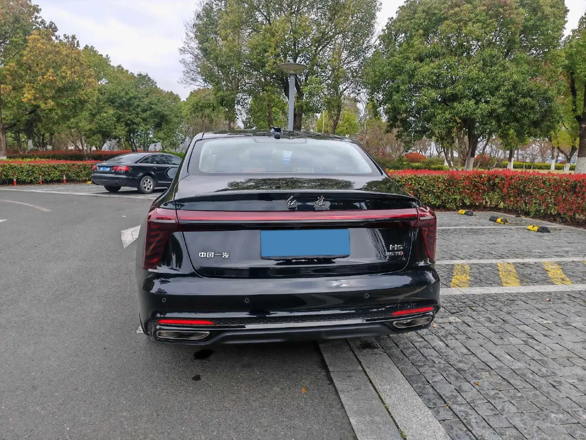 2025 HongQi H5 1.5T 169HP L4 7DCT,autocango,china used car exporter,china ev exporter,chinese used car exporter,chinese used ev exporter