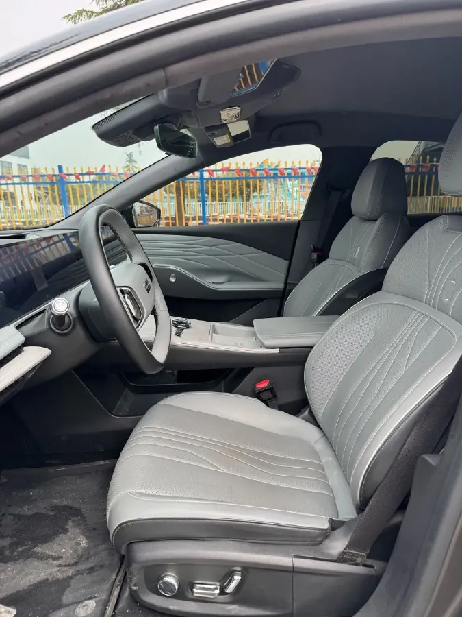 2024 Geely Galaxy E8 BEV 76KWH,autocango,china used car exporter,china ev exporter,chinese used car exporter,chinese used ev exporter