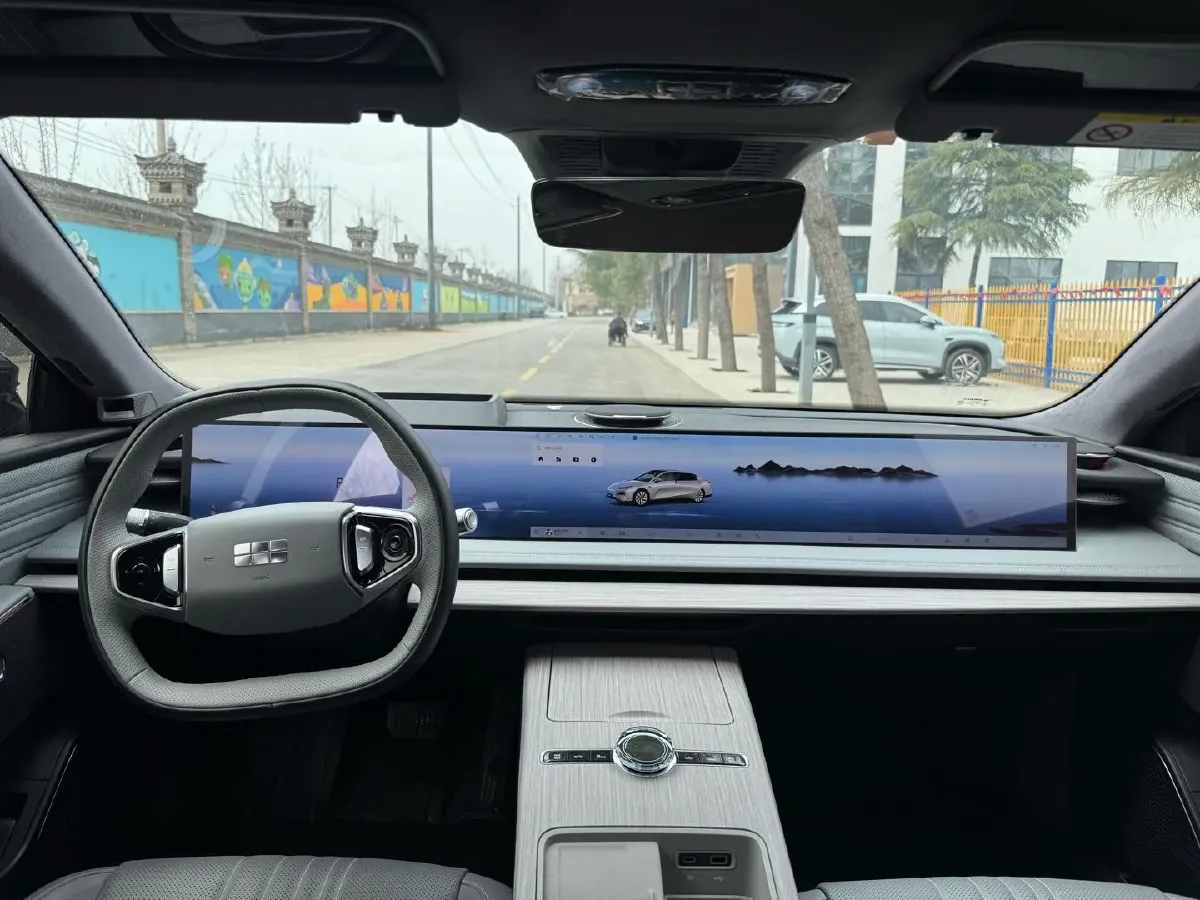 2024 Geely Galaxy E8 BEV 76KWH,autocango,china used car exporter,china ev exporter,chinese used car exporter,chinese used ev exporter