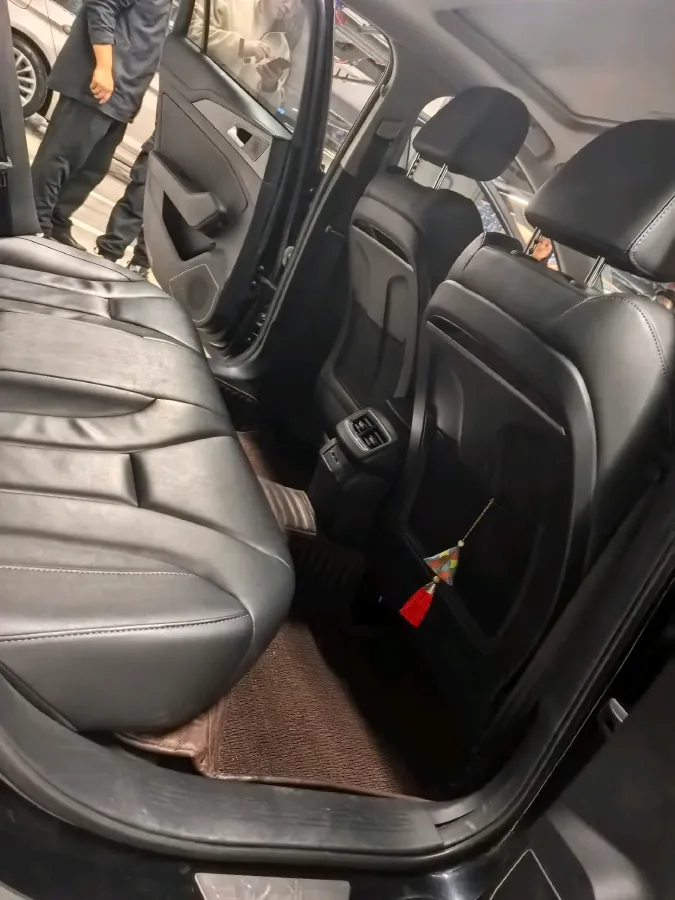 2020 HongQi H5 1.8T 197HP L4 6AT,autocango,china used car exporter,china ev exporter,chinese used car exporter,chinese used ev exporter