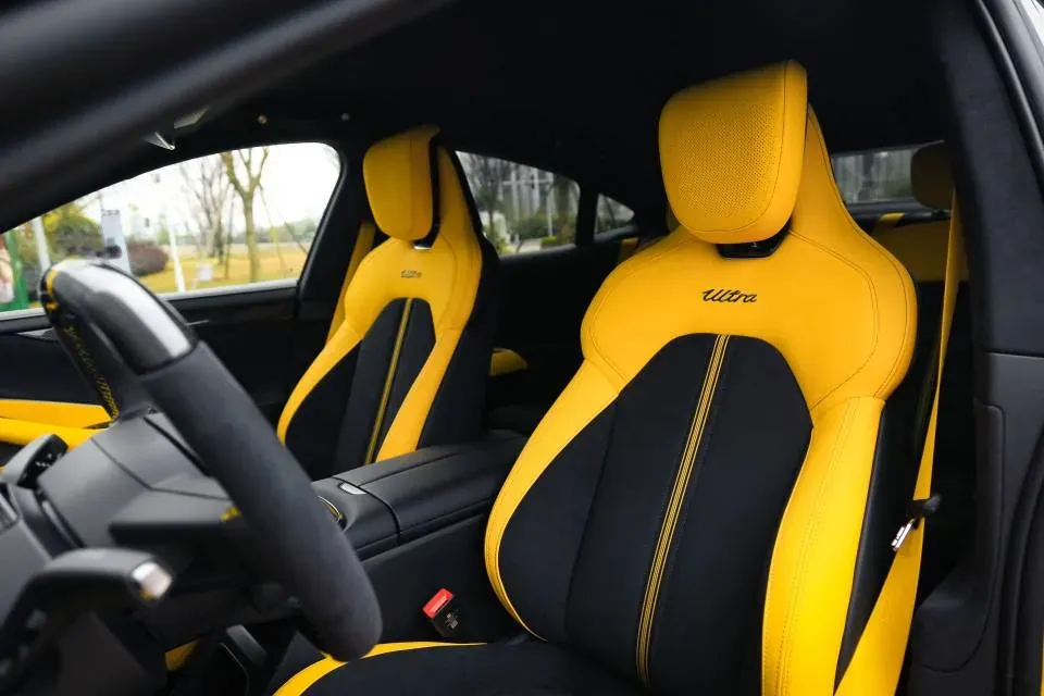 2025 MI SU7 Ultra BEV 93.7KWH,autocango,china used car exporter,china ev exporter,chinese used car exporter,chinese used ev exporter