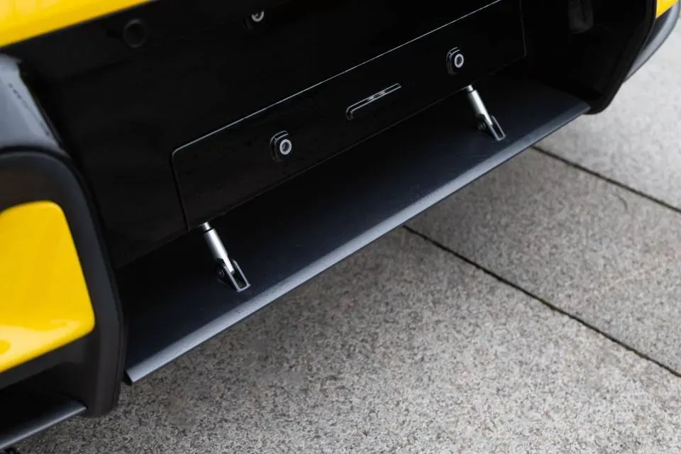 2025 MI SU7 Ultra BEV 93.7KWH,autocango,china used car exporter,china ev exporter,chinese used car exporter,chinese used ev exporter