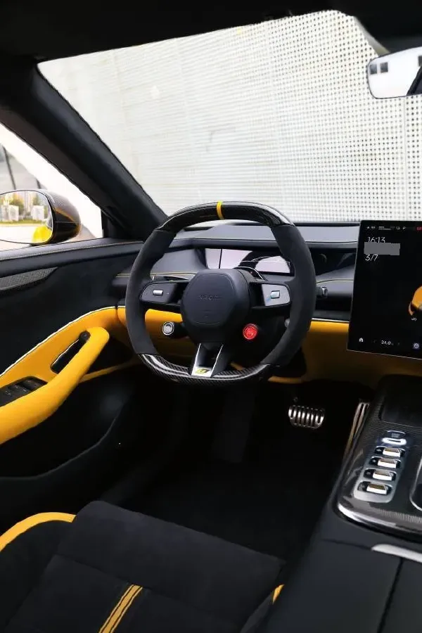 2025 MI SU7 Ultra BEV 93.7KWH,autocango,china used car exporter,china ev exporter,chinese used car exporter,chinese used ev exporter