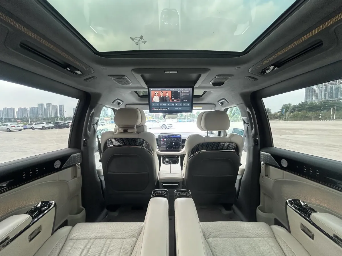 2022 Zeekr 009 BEV 140KWH,autocango,china used car exporter,china ev exporter,chinese used car exporter,chinese used ev exporter