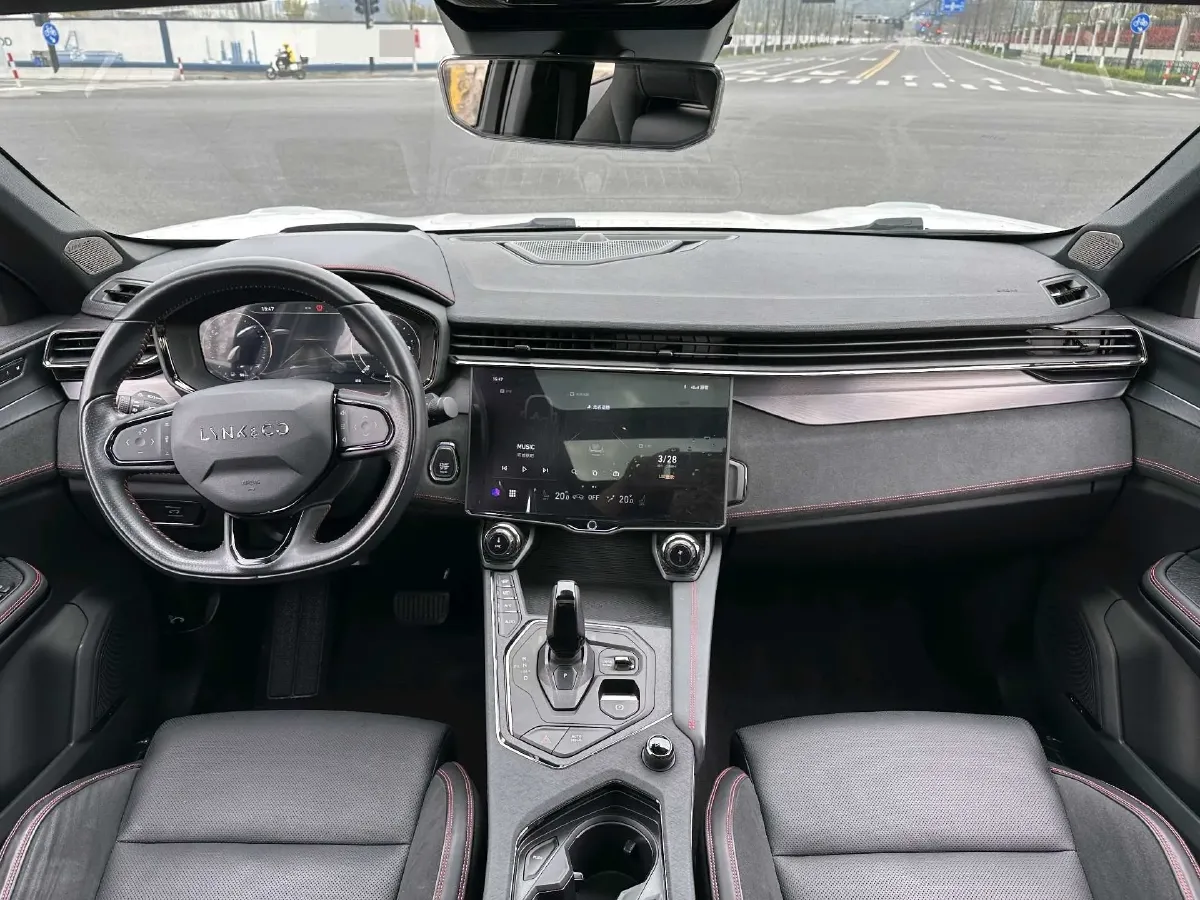 2021 LYNK&CO 01 2.0T 254HP L4 8AT,autocango,china used car exporter,china ev exporter,chinese used car exporter,chinese used ev exporter