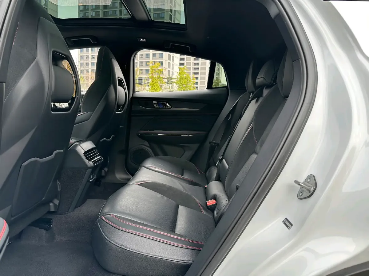 2021 LYNK&CO 01 2.0T 254HP L4 8AT,autocango,china used car exporter,china ev exporter,chinese used car exporter,chinese used ev exporter