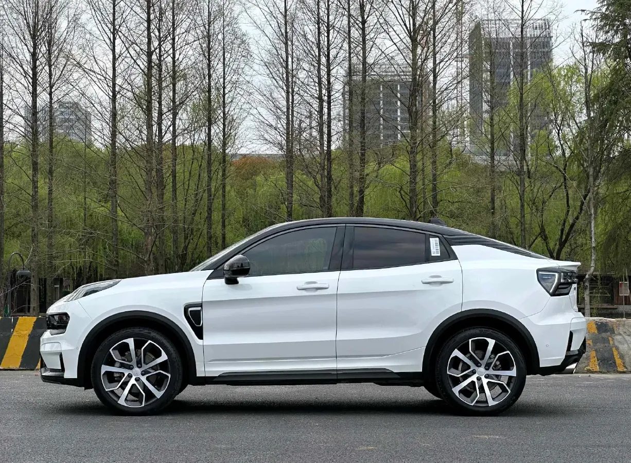 2021 LYNK&CO 01 2.0T 254HP L4 8AT,autocango,china used car exporter,china ev exporter,chinese used car exporter,chinese used ev exporter