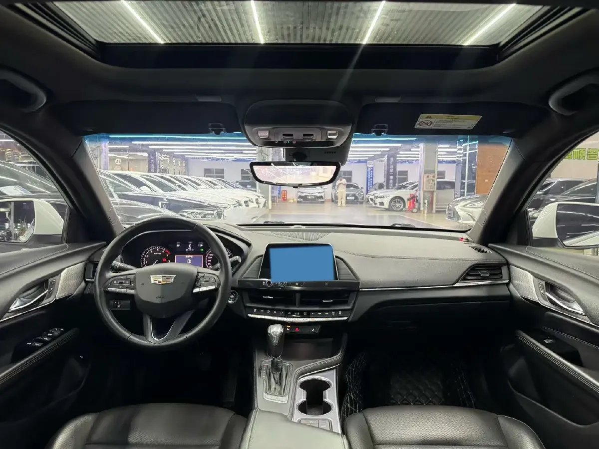 2021 Cadillac CT4 2.0T 237HP L4 8AT,autocango,china used car exporter,china ev exporter,chinese used car exporter,chinese used ev exporter