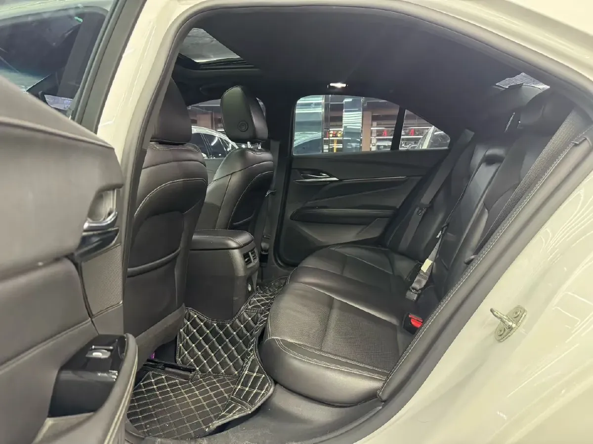 2021 Cadillac CT4 2.0T 237HP L4 8AT,autocango,china used car exporter,china ev exporter,chinese used car exporter,chinese used ev exporter