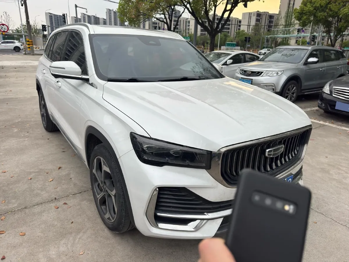 2021 Geely Monjaro 2.0T 218HP L4 7DCT,autocango,china used car exporter,china ev exporter,chinese used car exporter,chinese used ev exporter