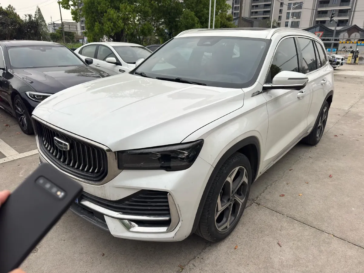 2021 Geely Monjaro 2.0T 218HP L4 7DCT,autocango,china used car exporter,china ev exporter,chinese used car exporter,chinese used ev exporter