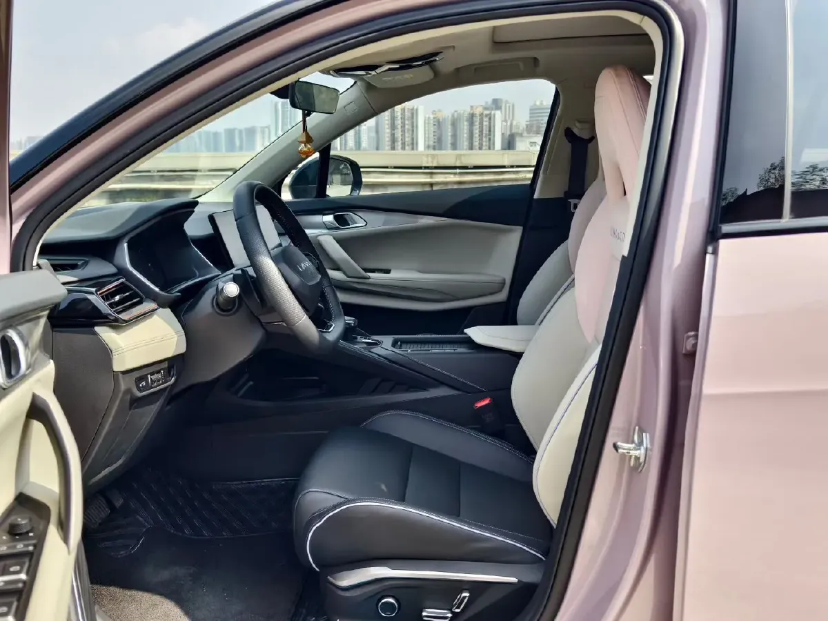 2023 LYNK&CO 03 1.5T 181HP L4 7DCT,autocango,china used car exporter,china ev exporter,chinese used car exporter,chinese used ev exporter