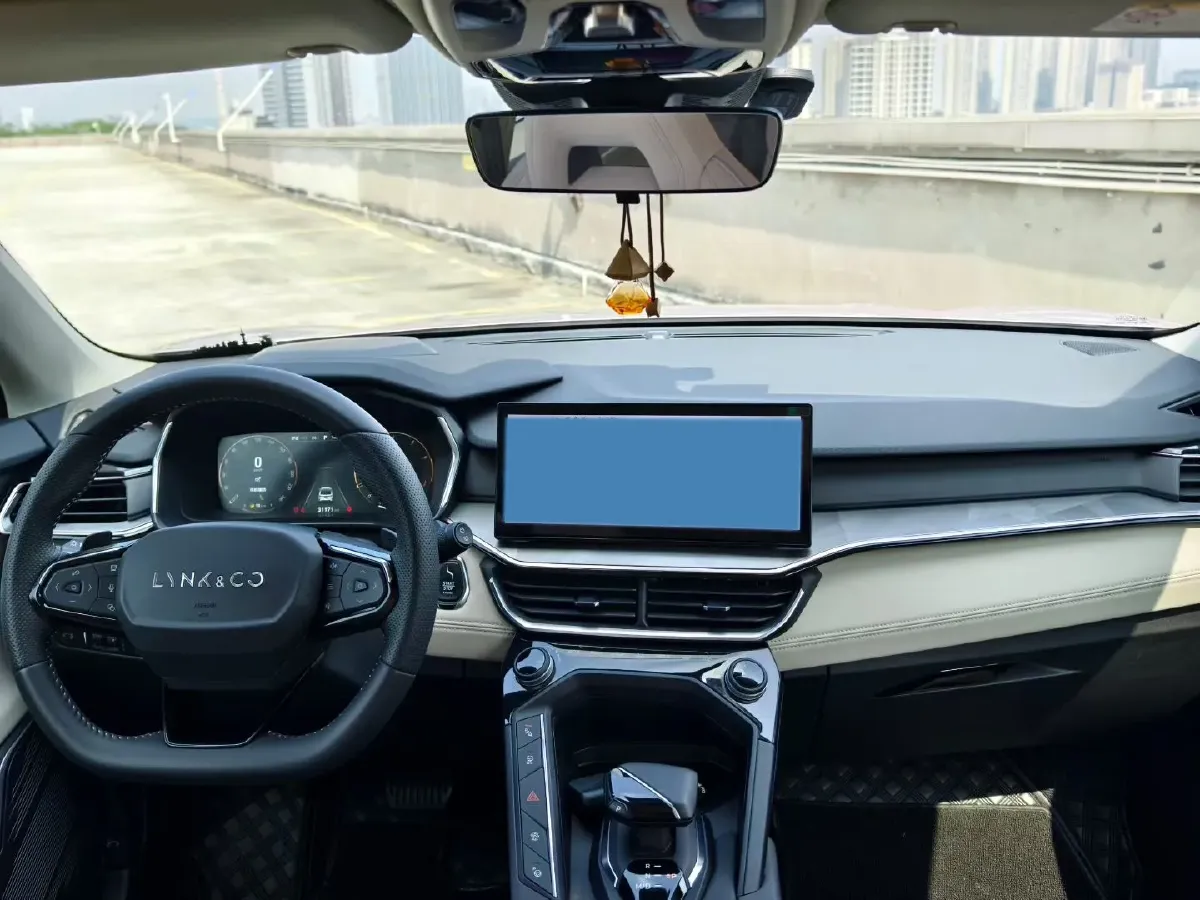 2023 LYNK&CO 03 1.5T 181HP L4 7DCT,autocango,china used car exporter,china ev exporter,chinese used car exporter,chinese used ev exporter