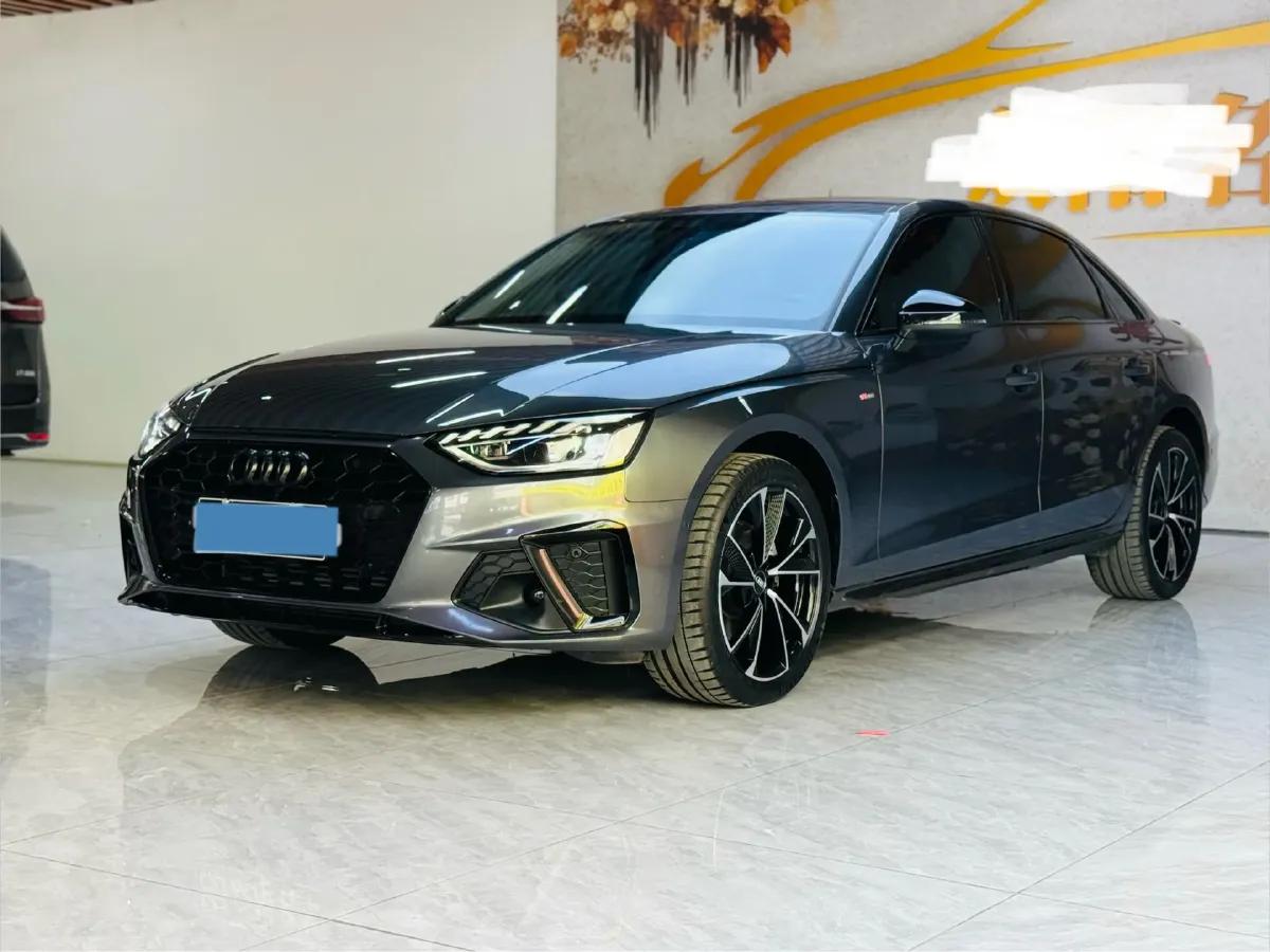 2023 Audi A4L 2.0T 190HP L4 7DCT,autocango,china used car exporter,china ev exporter,chinese used car exporter,chinese used ev exporter