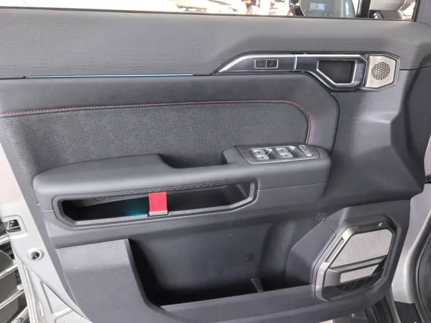 2023 Jetour Traveller 2.0T 254HP L4 7DCT,autocango,china used car exporter,china ev exporter,chinese used car exporter,chinese used ev exporter